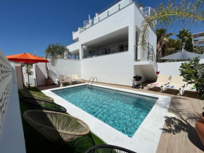 Nerja Paradise Rentals - Villa Las Palmeras, Nerja